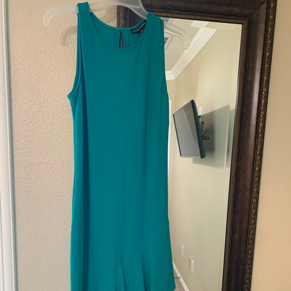 Boston Proper never worn Size  Small Aqua Green Dress with Ruffled hem